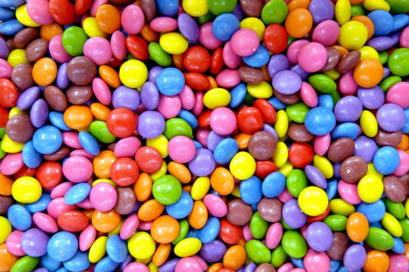 confiserie-ST LAURENT DU VAR-min_smarties_confectionery_lenses-1150911